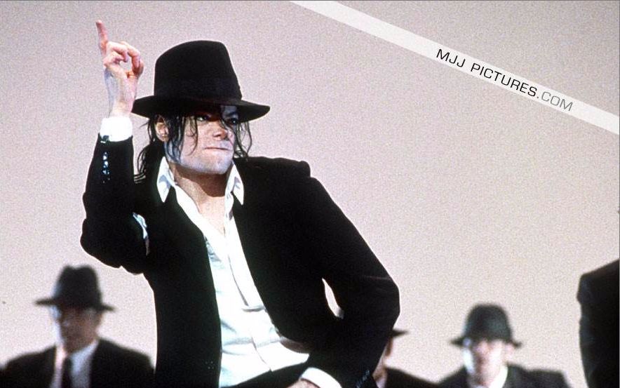 1993年美国音乐奖首次表演《Dangerous》