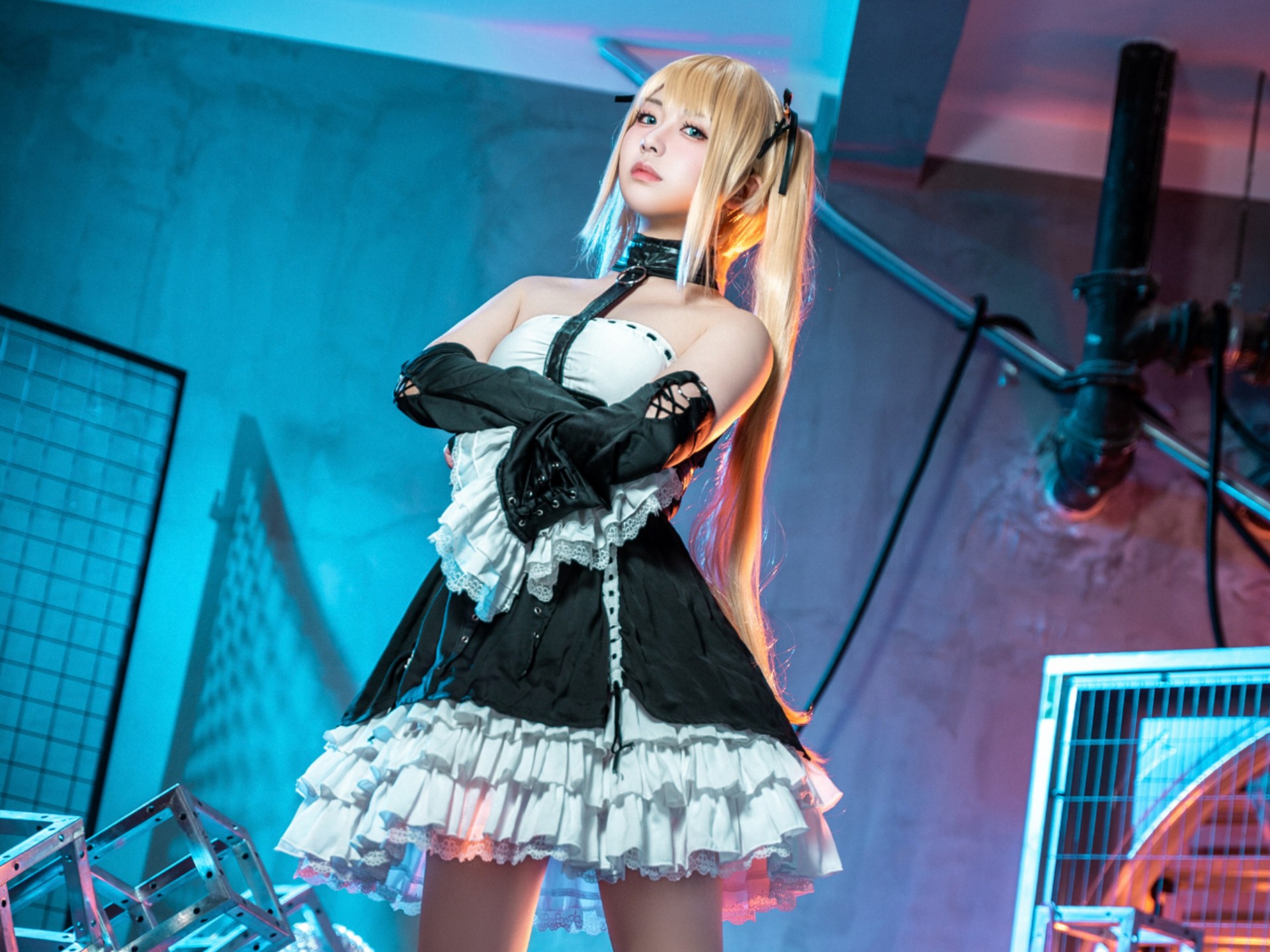 Shibunine/Mary Rose cos/who is still filming this at 2025