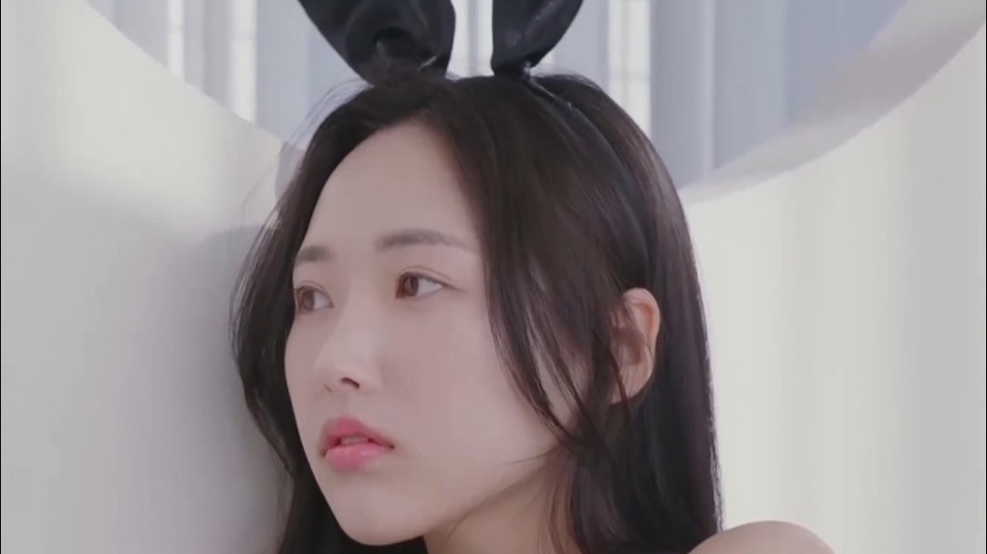 I'm going to be a bunny girl today.