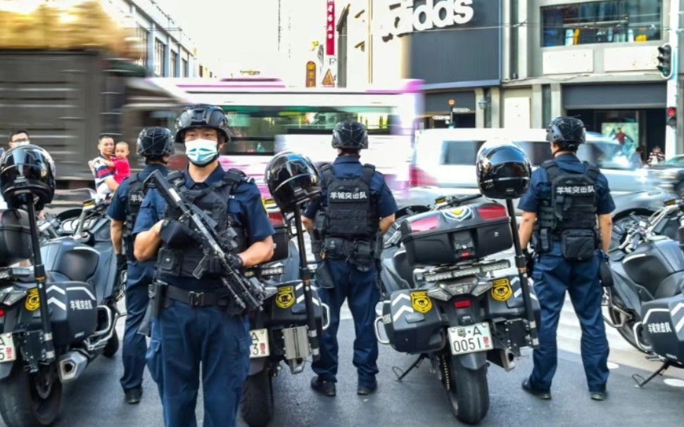 广州市公安局特警支队一大队二中队(羊城突击队)接受南方日报采访(10月1日)哔哩哔哩bilibili