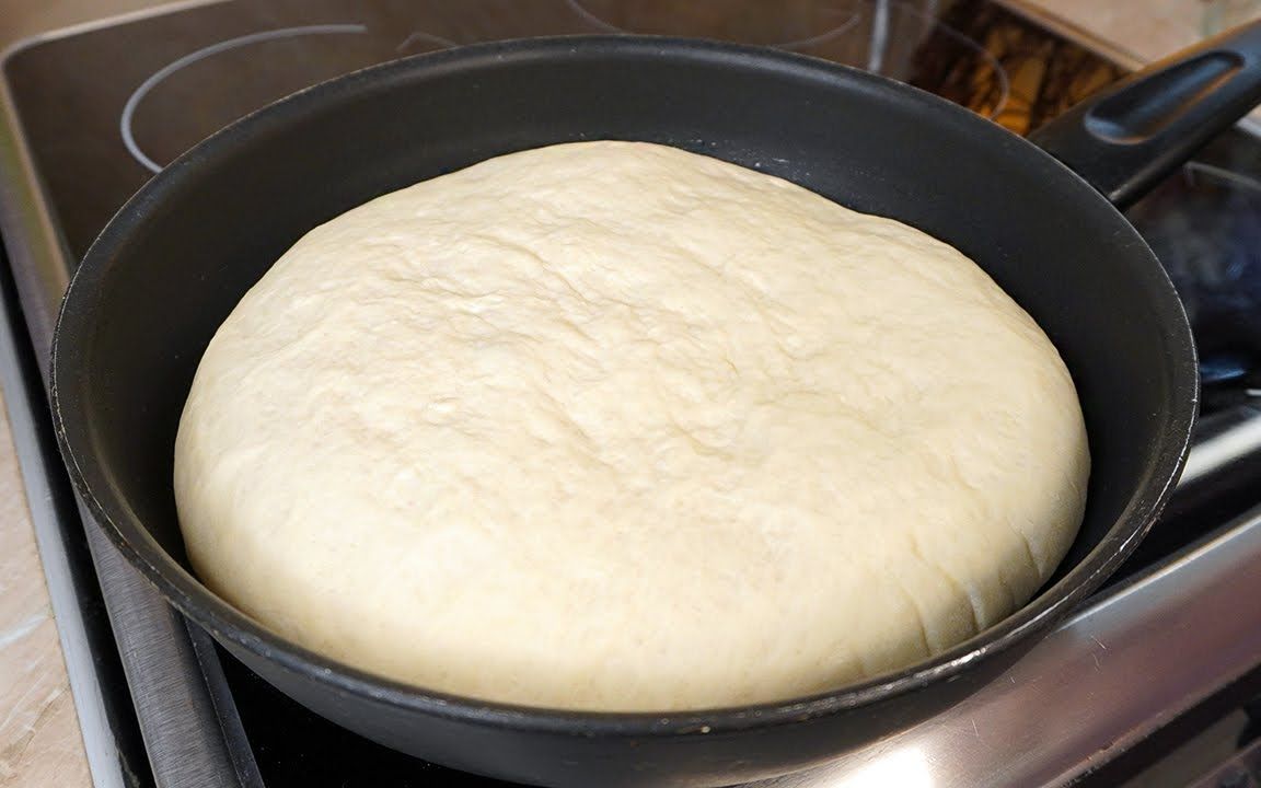不用烤箱，只需将面粉添加到水中，面包就准备好了，欧式面包