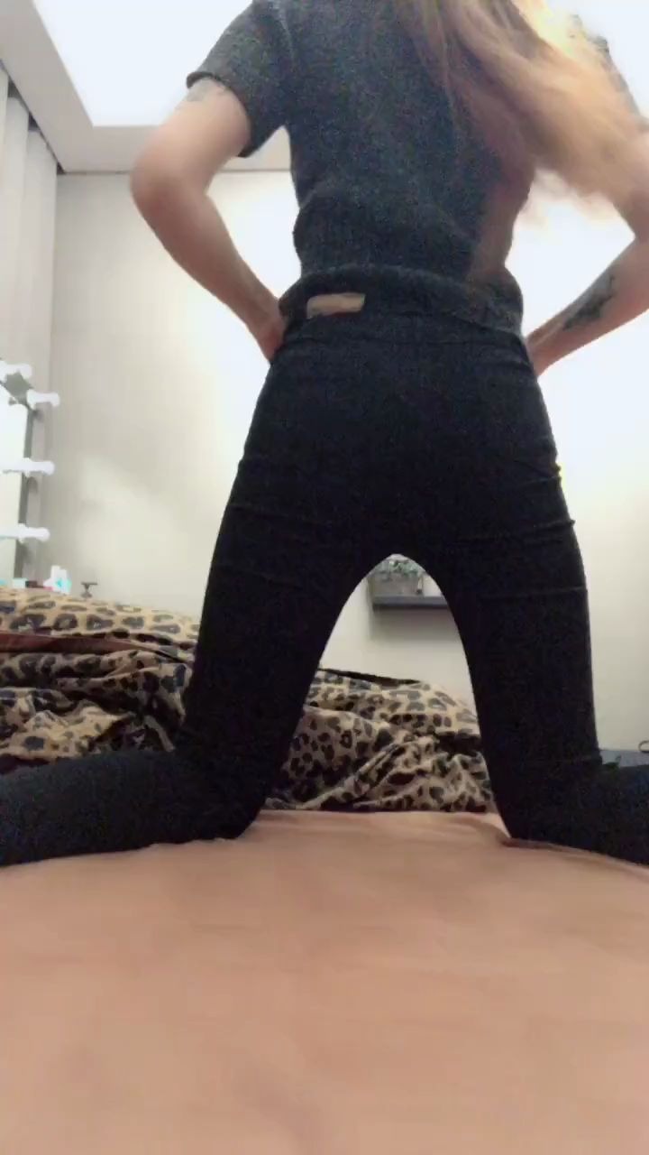 萝莉坐你尽管点开，不好看算我输