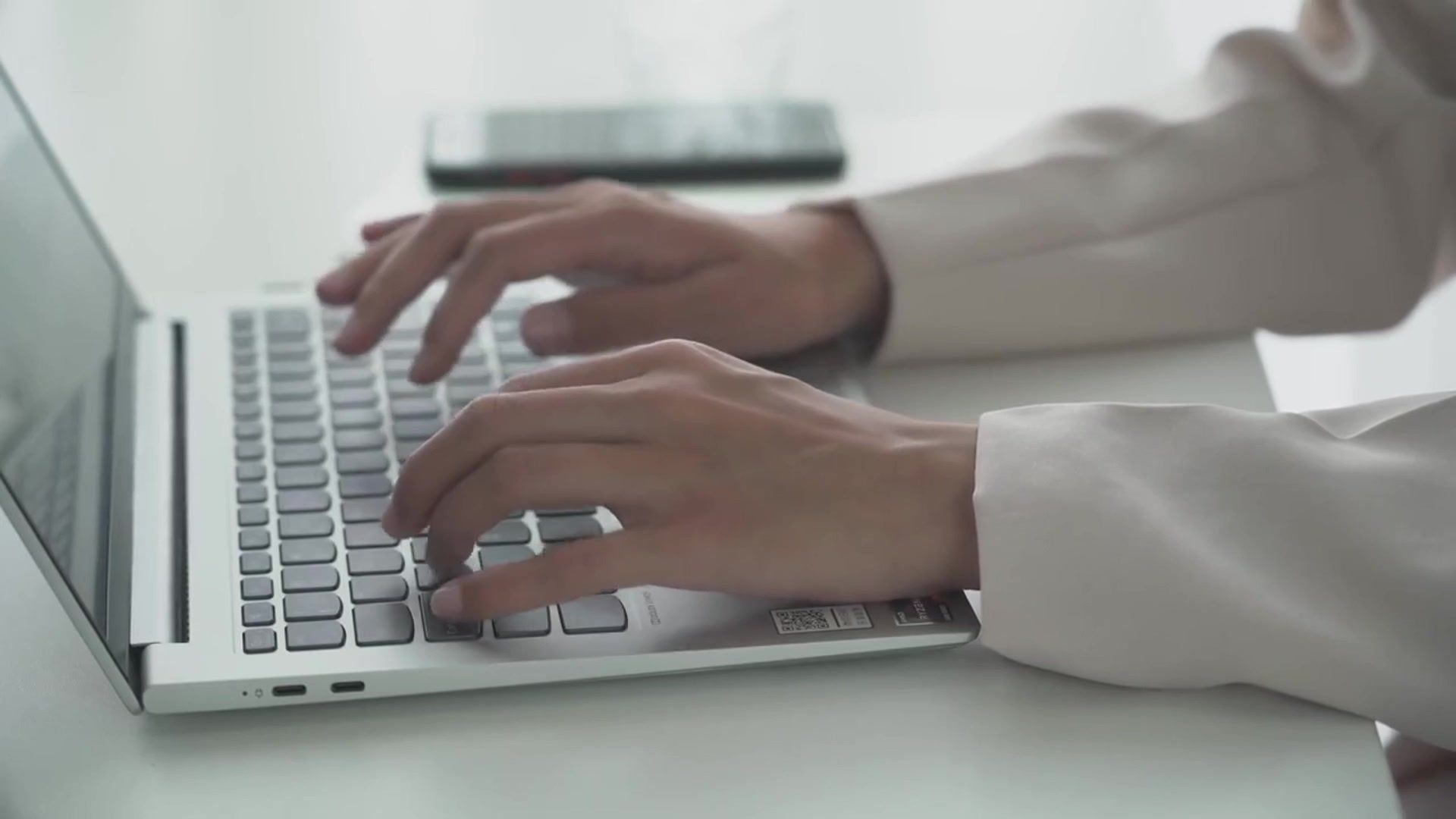 【空镜素材】打字1