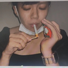 美女吸烟