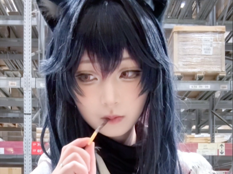 喜欢吃pocky的小狼不会很坏