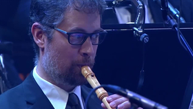 交响曲现场完整版 b1d26abe88b8477ae095e327047f650fe4b18a45.png@280w_158h_1c_100q.jpg