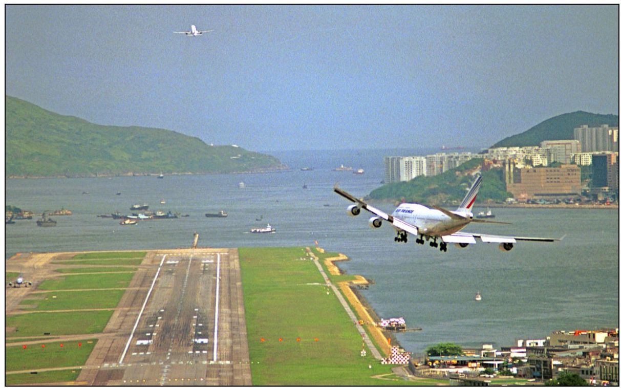 xplane11zibo738降落香港启德机场13号跑道试飞