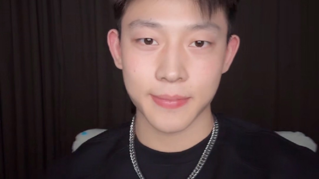 ScreenRecording_06-19-2025 22-09-41_1