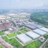 鸿星尔克投资近10亿的运动服生产基地，坐落于四川省三台县优美的涪江之滨