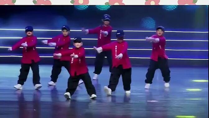 《我们的大中国》男孩子也可以跳的舞蹈我们的大中国最爱的一抹红#六一儿童节#开场舞#运动会开幕式舞蹈#简单易学的集体舞蹈推荐#六一舞蹈