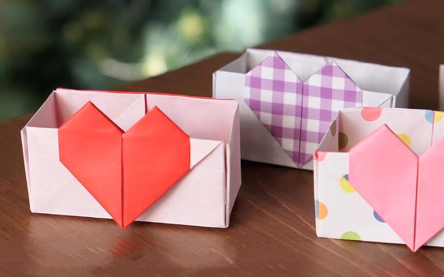 教你折纸爱心糖果盒,,简单实用, 满满的爱意!