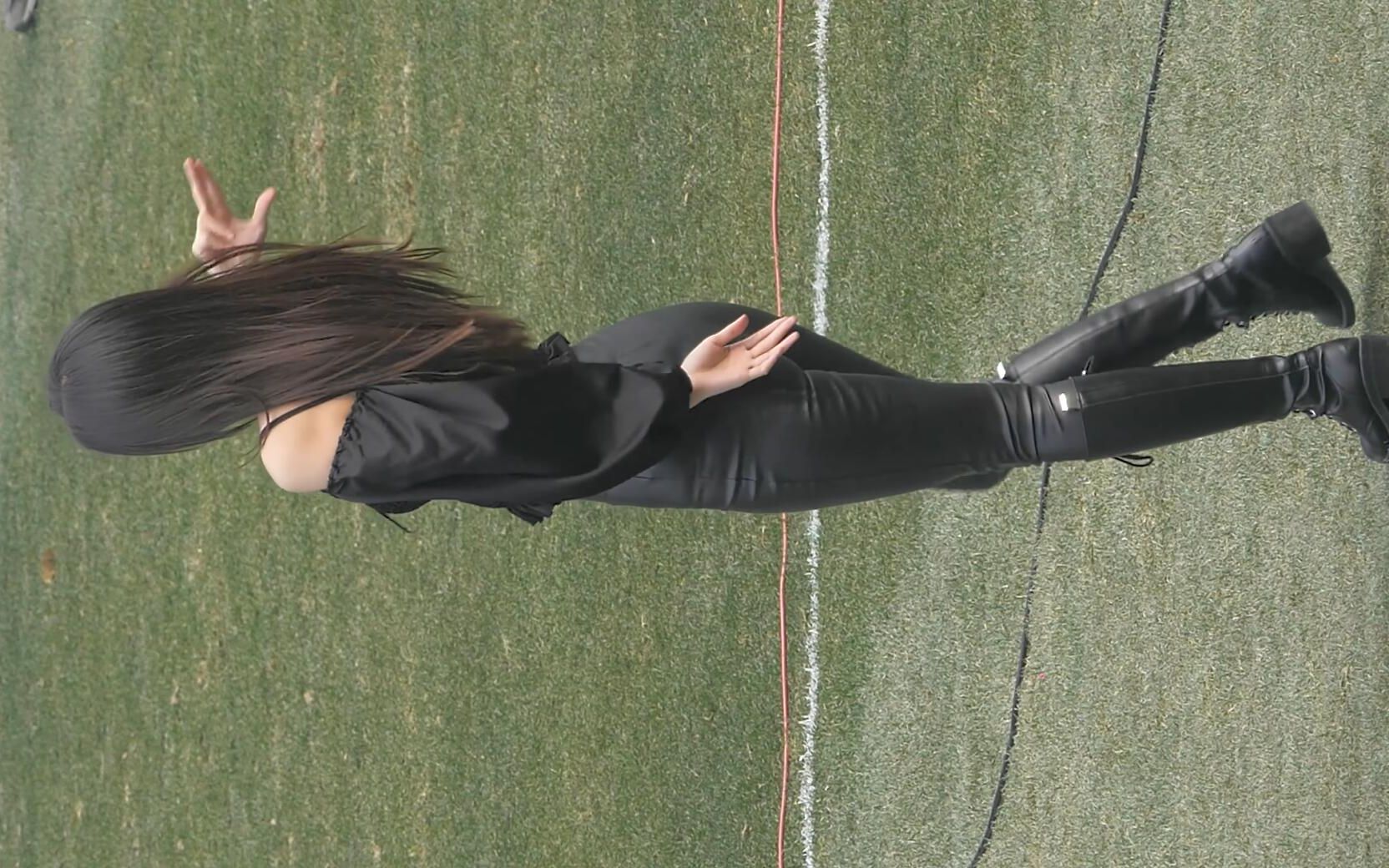 妍雨皮裤背拍 - 190302 - MOMOLAND - BAAM - 4K 60P