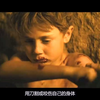 男孩的身体失去感觉，不知道什么是疼痛，就随意伤害自己，悬疑片
