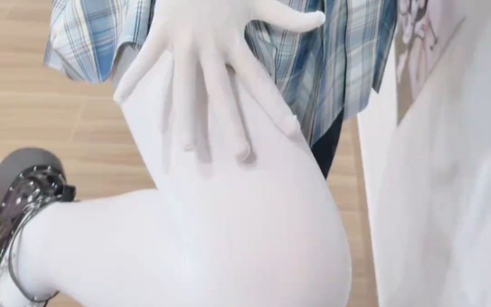 You can always trust the jk white socks.