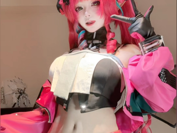 今日份q弹伊冯宝宝