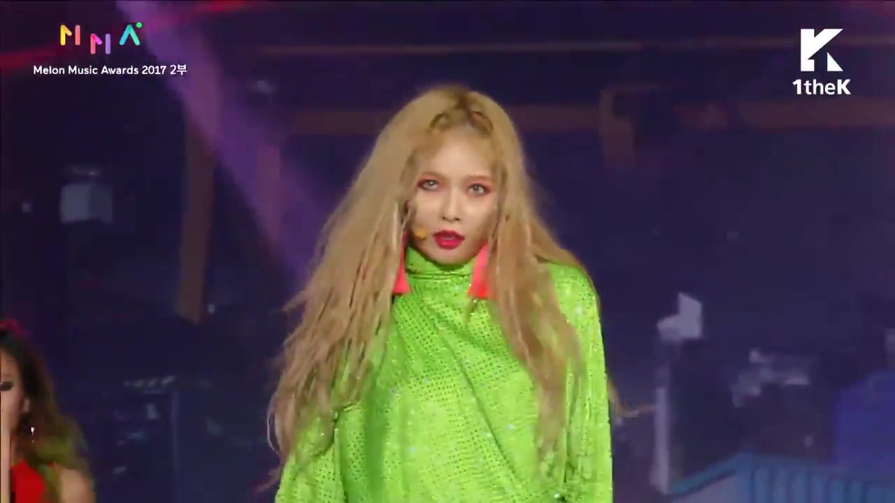【金泫雅】霸王!hyuna新曲hip lip初舞台!(melon music awards)