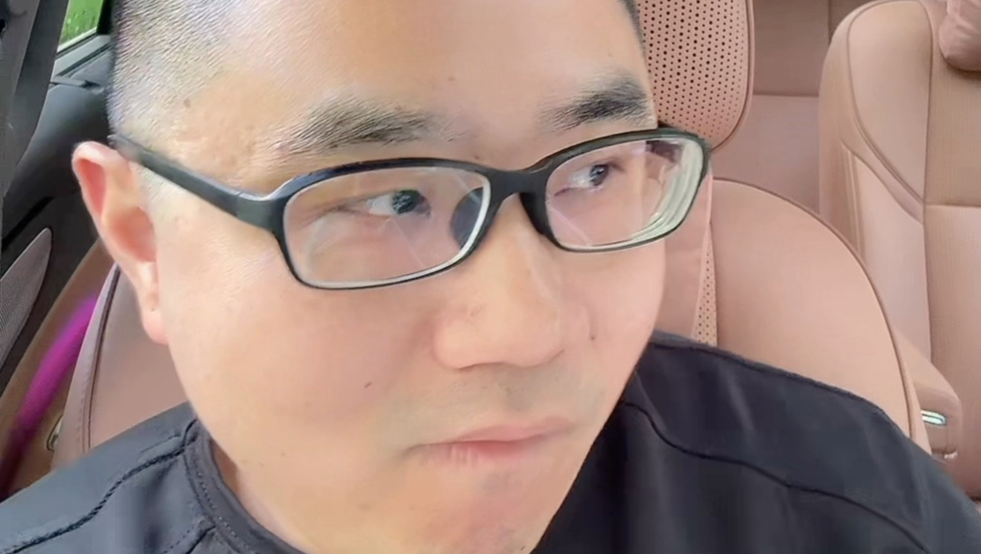 越不懂技术的，越喜欢把技术挂嘴上