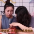 小姐姐开箱试吃贵州特产“香辣酥”，满满一罐辣椒这确定能当零食吃吗？