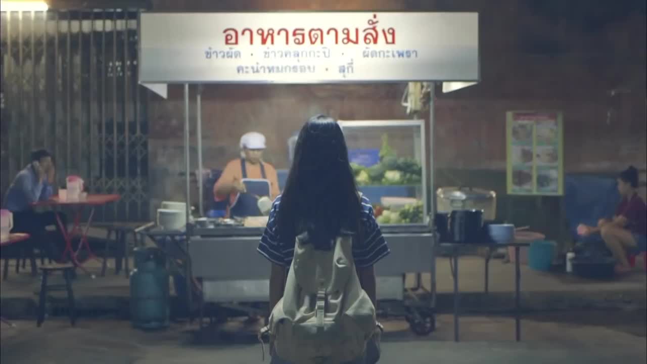 【泰国创意广告】一碗蛋炒飯 - 看哭了所有人！泰国催泪广告《记得养育你的每一口饭》《妈妈的爱》