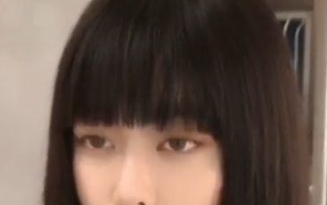 是敏敏呀～～～ 蔡徐坤女朋友剪了超A短发，二次元漫画刘海，可甜可咸 ...