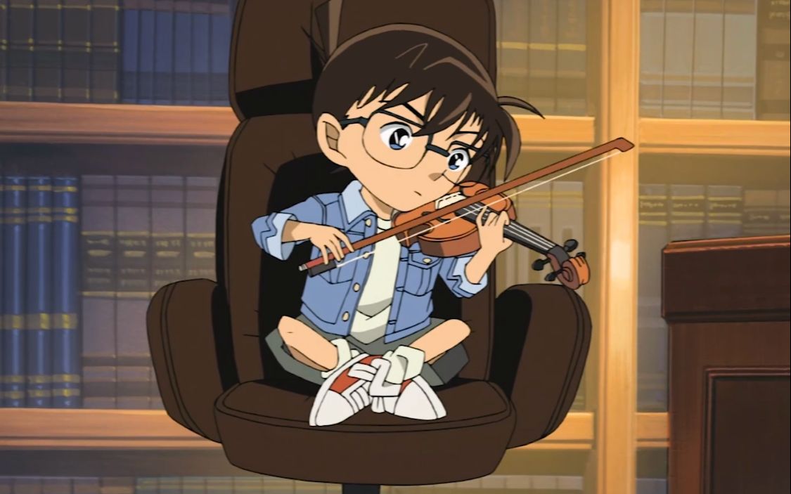 小兰真的很了解新一 知道新一拉小提琴时的怪癖