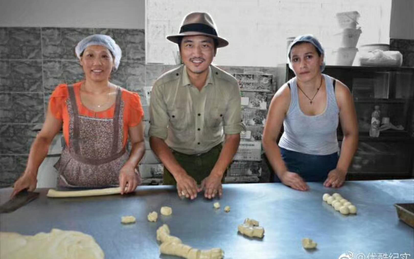 格鲁吉亚华人面包厂,中国人和外国人共同制作可口糕点