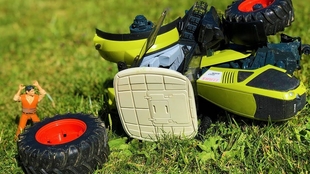 老拖拉机启动问题 b7b60bac0c789c7da7c82a5a30471805981554a3.jpg@310w_174h_1c_100q.jpg