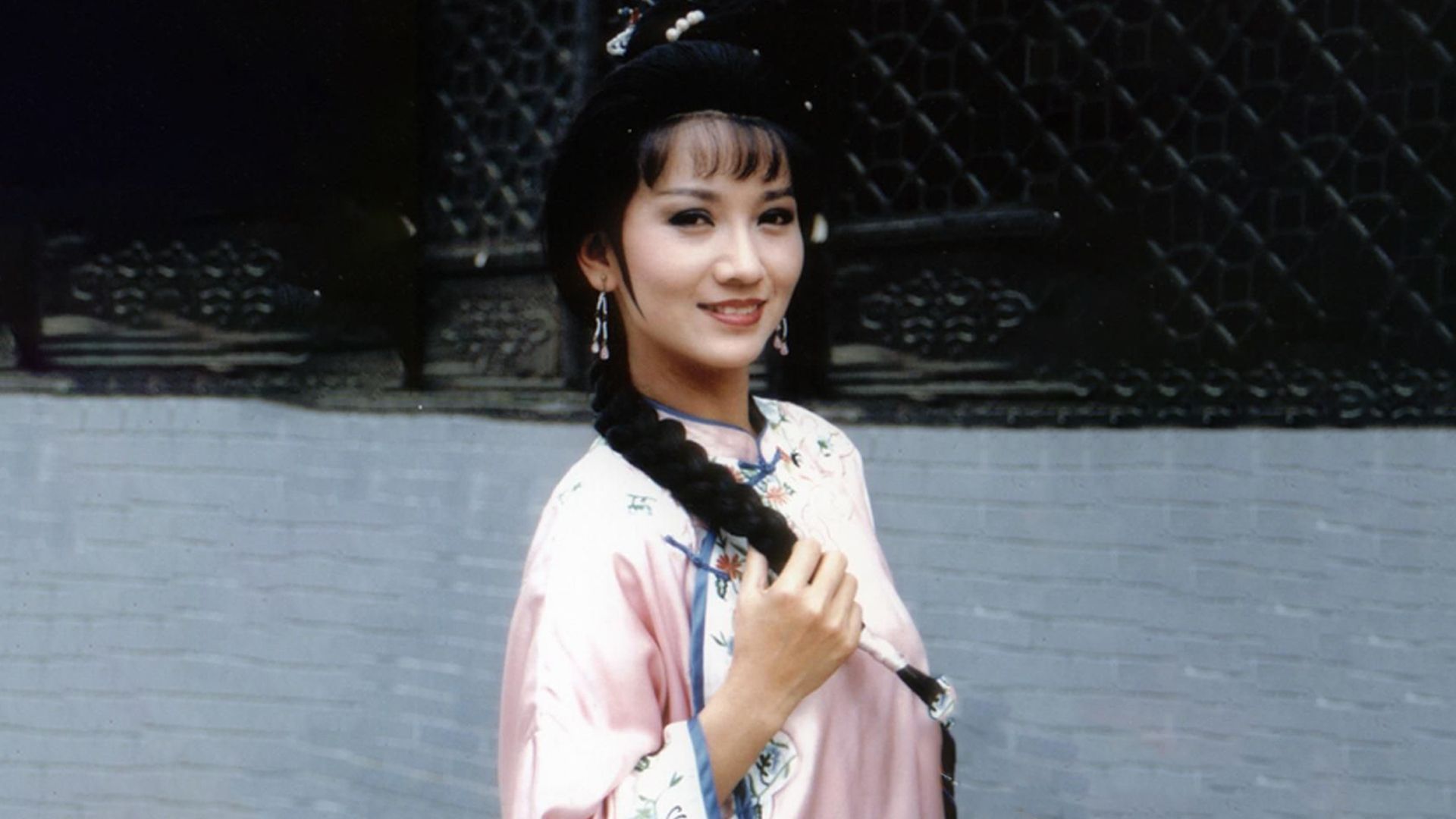 一首《问情》惊艳了岁月！几代人的集体回忆，循环了一遍又一遍