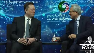 马斯克、黄仁勋笑喷了！马斯克说黄身家将归零  黄笑说提前通知他  最新谈论AI 电能 太空 未来