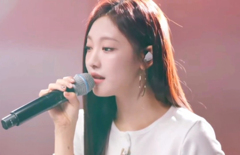 【宁艺卓】全开麦独唱版aespa thirsty现场！