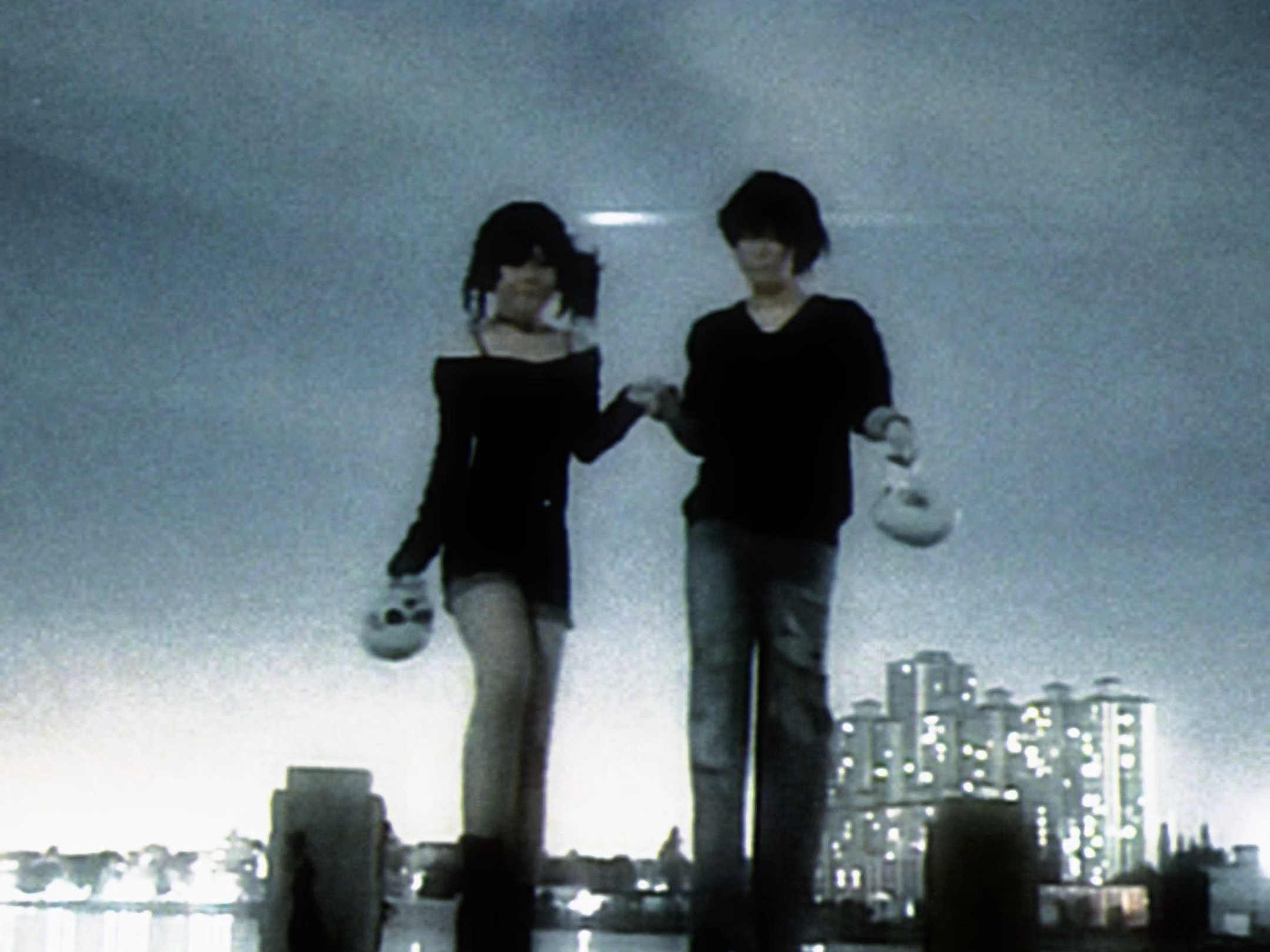 一 家 四 口