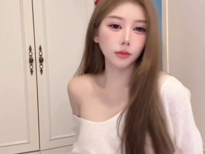 不小心看到了～