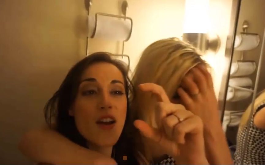 【rose and rosie】rosie酒吧热舞:) 两只在纽约喝醉酒,rose的smug