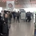 女子机场拒绝安检辱骂民警，放话:让全国人民都看见