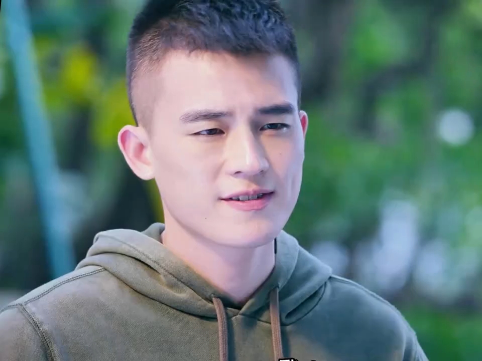 农村小伙在城里生活被看不起，幸好遇到了一个善解人意的妹妹 #神仙剪刀手 #内容启发分享计划 #在世界中心呼唤爱