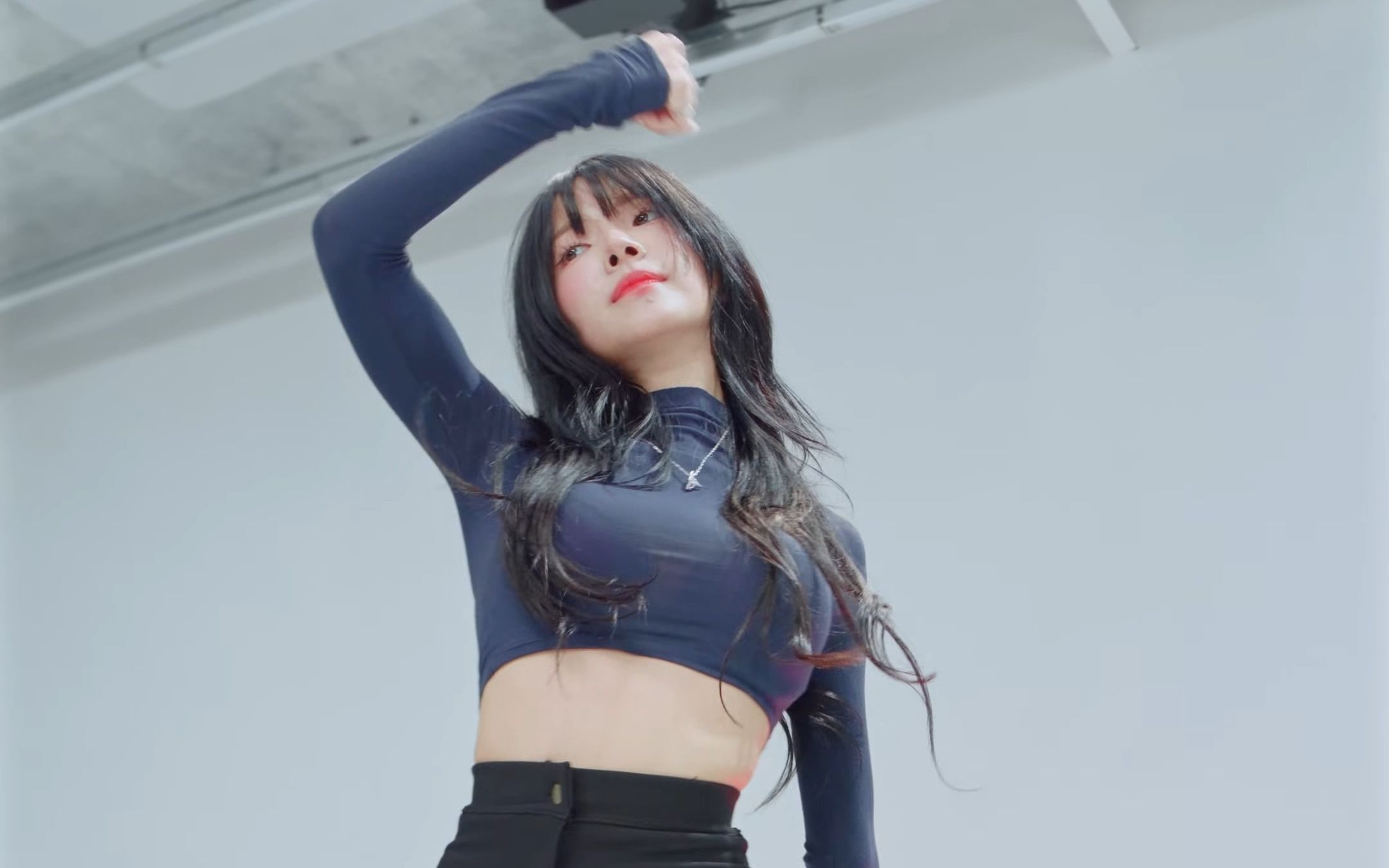 Seo Young, red, purple sweater, side view