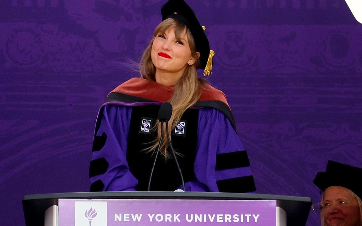 霉霉纽约大学荣誉博士毕业演讲：失败，是另一种收获！