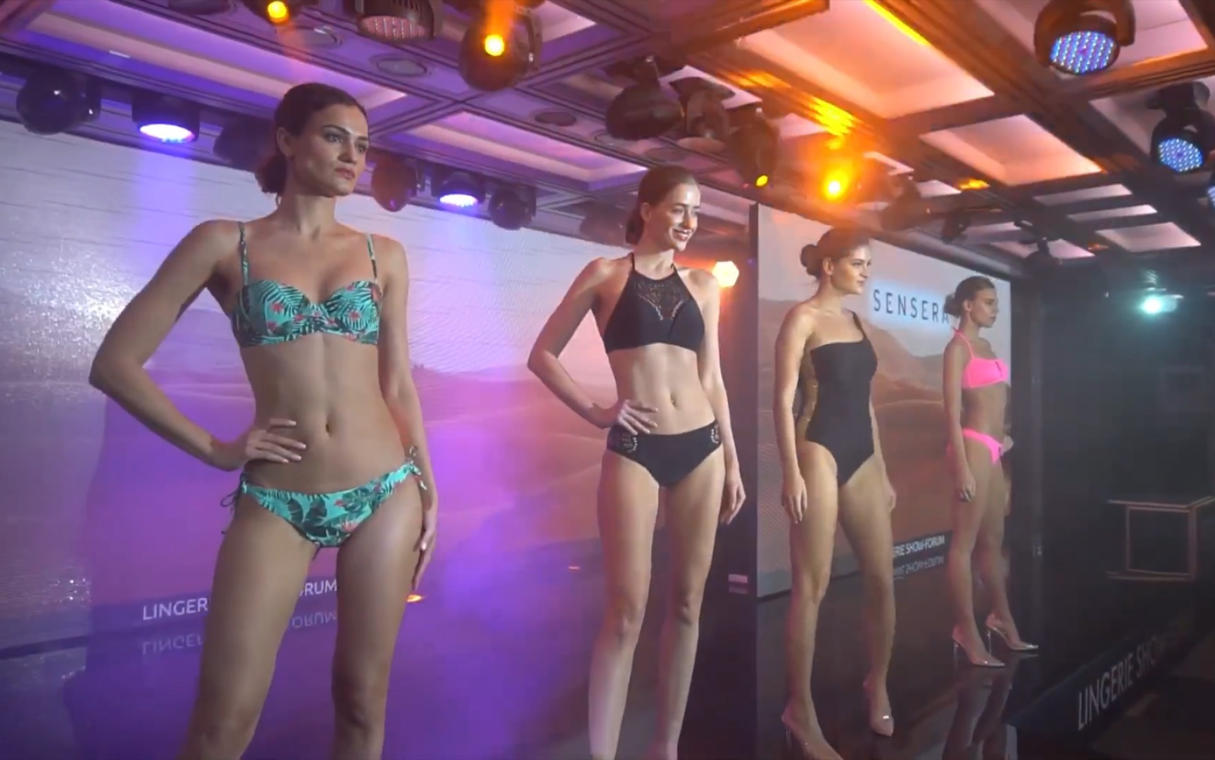 莫斯科内衣时装周 FORUM 泳装秀 2021 Vol 4