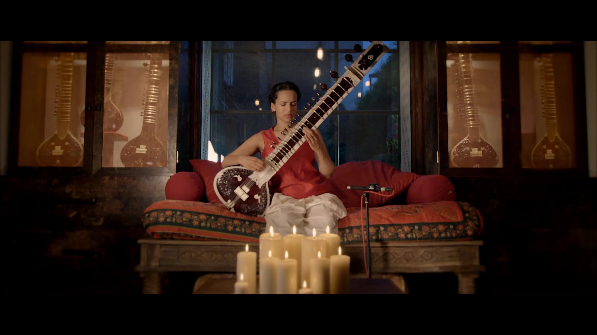 【西塔琴】（印度音乐）Guru: Raga Jogeshwari - Jod, Jhala演奏：Anoushka Shankar