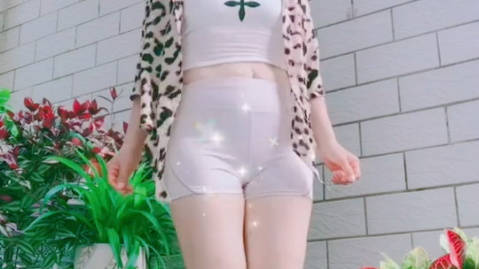 性感少妇广场舞那些人+
