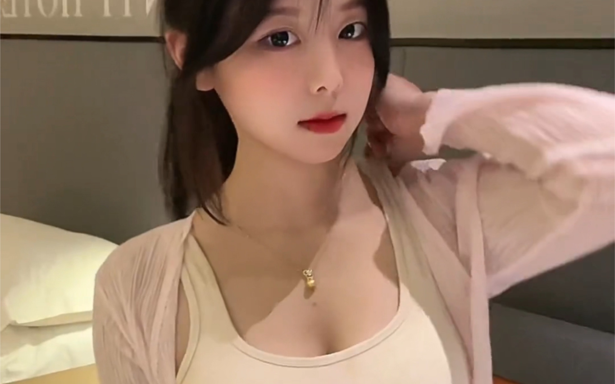 Teenage girl face, young woman body #slightly chubby #04