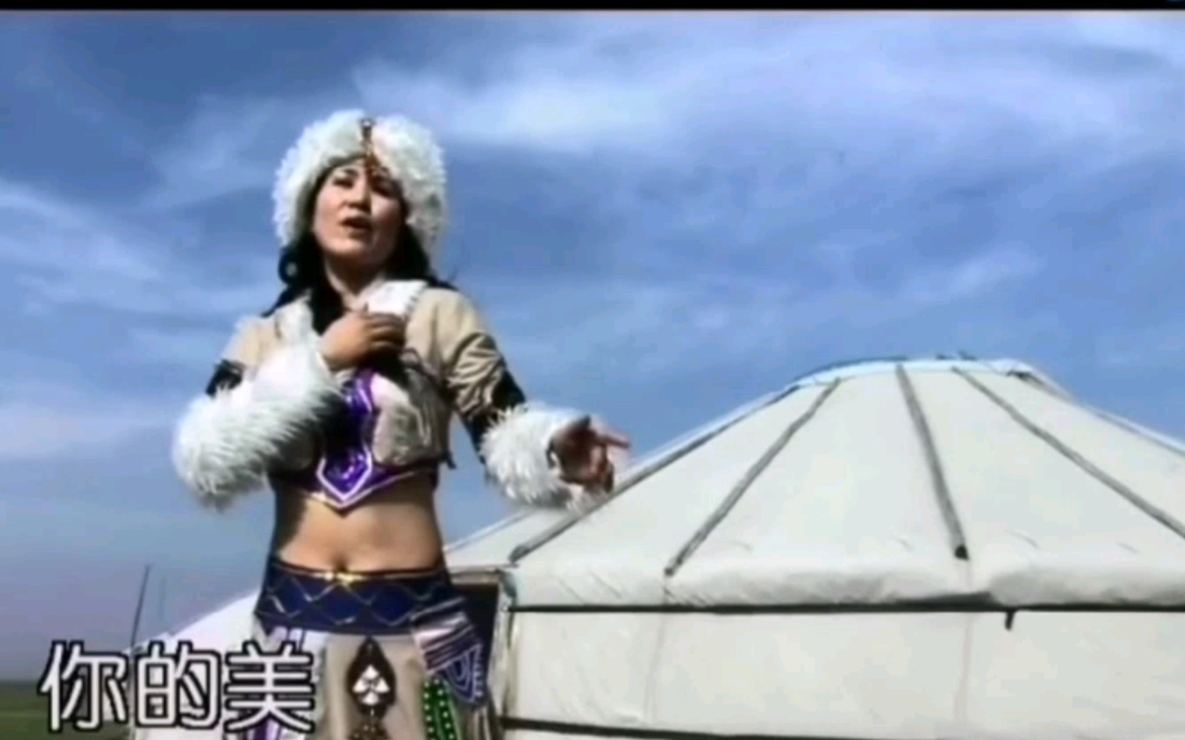 乌兰托娅与乌兰图雅现场版《我要去西藏》合唱比较_哔哩哔哩_bilibili
