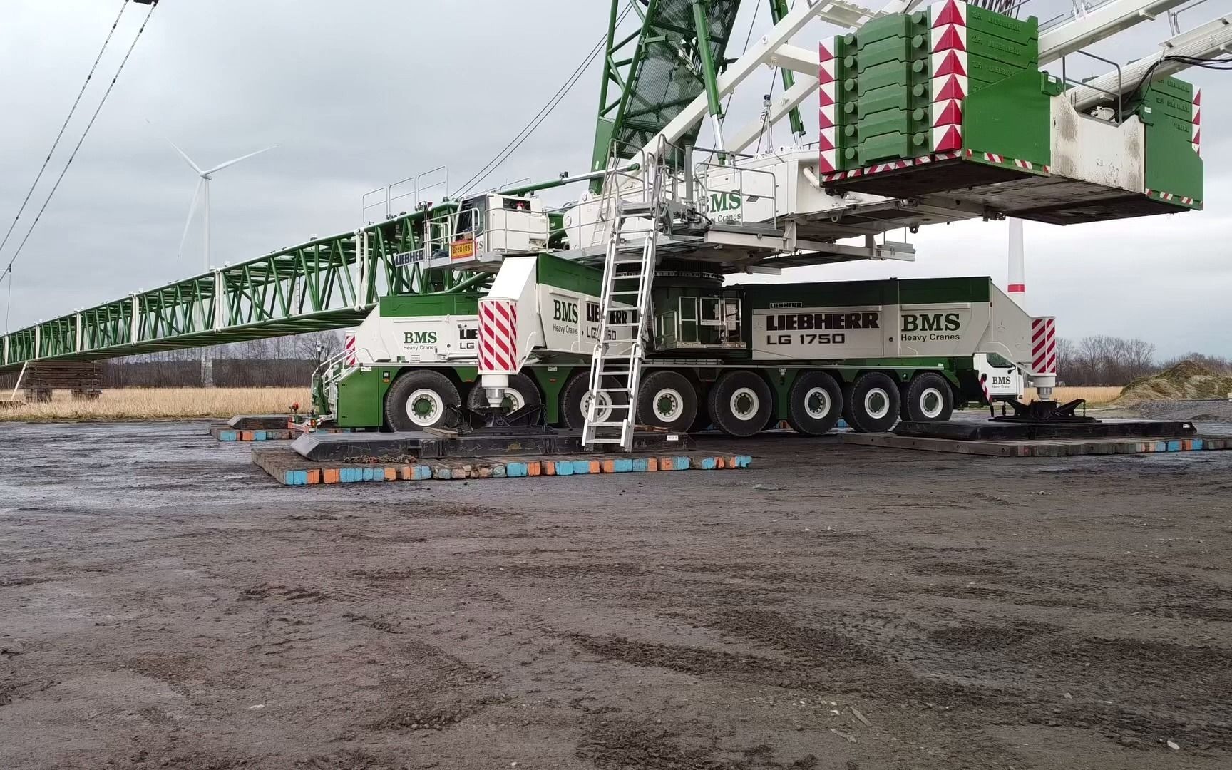BMS Liebehrr LG1750 2 bilibili