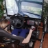 妹子VR玩《尘埃拉力赛》，弱弱地问一句，还缺领航员吗？