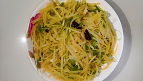 土豆丝怎么做小孩最爱吃 c179f27743581f459eefc653bda1dcd1959fc4d0.jpg@280w_158h_1c_100q.jpg