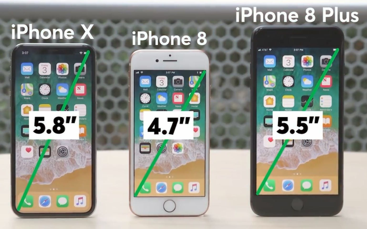 跌落测试,耐久性测试,电池测试,摄像头测试等,比较了iphionex iphone8
