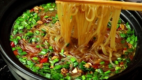 粉丝怎么做好吃不加辣 c2c7ea0cdebc3df6a50a067a2d2f0b75db31b30b.jpg@280w_158h_1c_100q.jpg