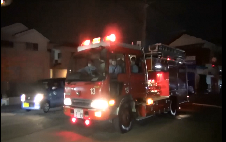 日本消防车出警全过程 (2)