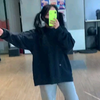 裤里丝加运动鞋，究极buff