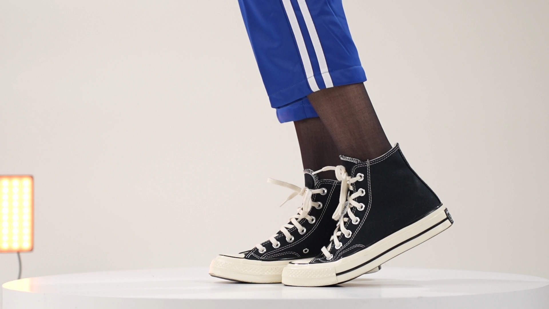 校服好像短了些